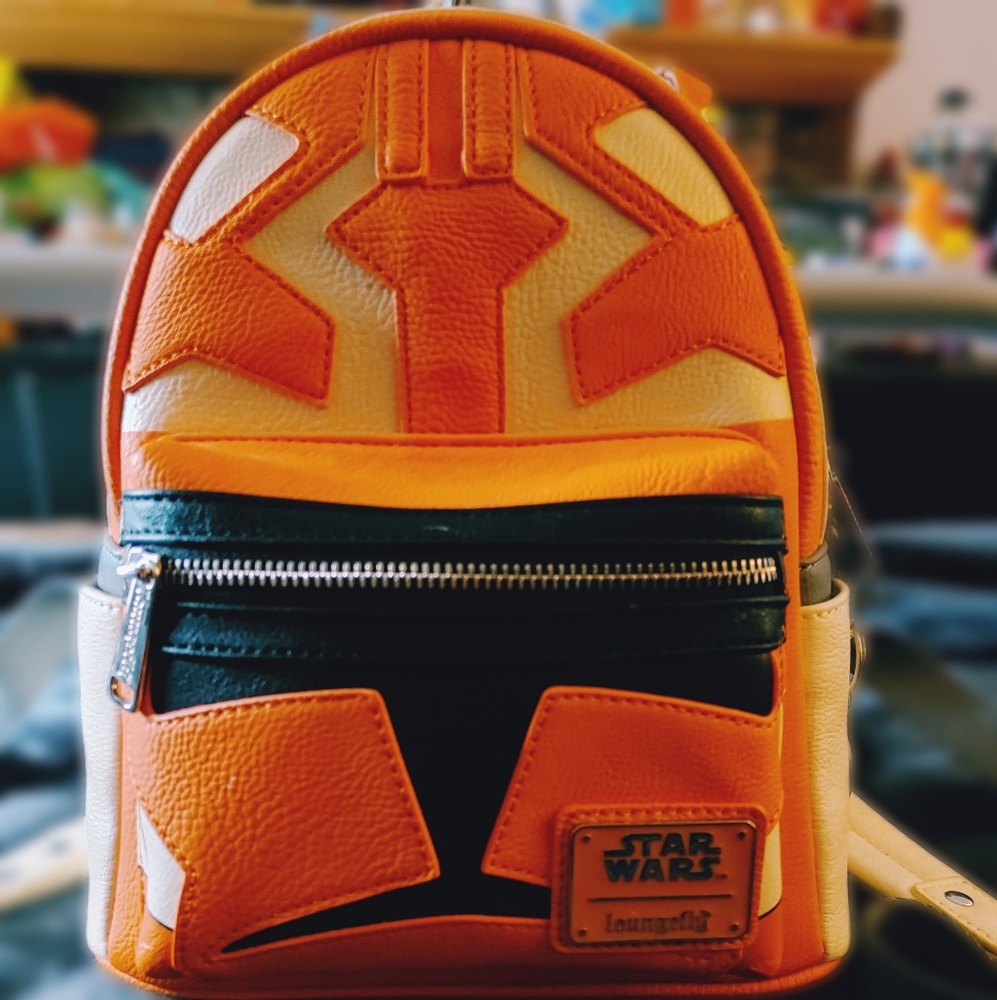 Loungefly Ahsoka Trooper cosplay mini LE 600 (RARE)